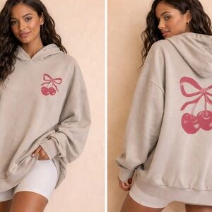 Oversized Cherry Hoodie Sweatshirt | Beige Graphic Pullover | Size L